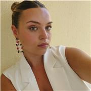 Profesora de refuerzo en materias de Primaria y clases de inglés